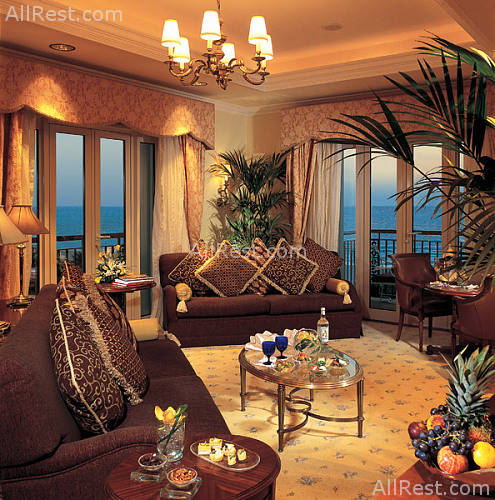 The Ritz-Carlton Dubai 12